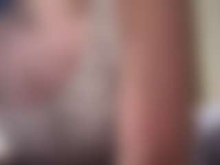 Live cam show with Sarah Peterson - Squirt on camgirlchat.live