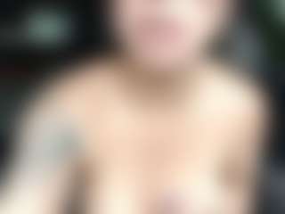 Sarah Peterson's Live Sex Cam Show