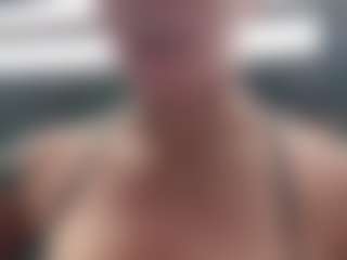 Sarah Peterson's Live Sex Cam Show