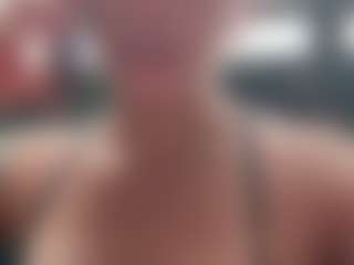 Sarah Peterson's Live Sex Cam Show