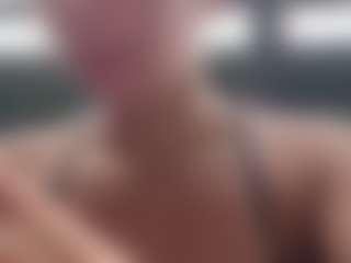 Sarah Peterson's Live Sex Cam Show