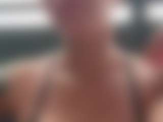 Sarah Peterson's Live Sex Cam Show