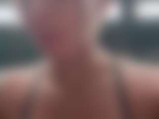 Sarah Peterson's Live Sex Cam Show