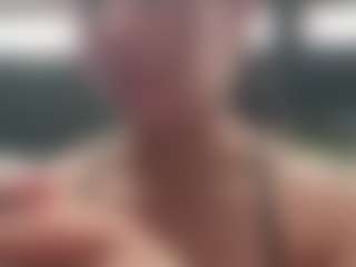 Sarah Peterson's Live Sex Cam Show