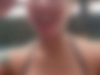 Sarah Peterson's Live Sex Cam Show