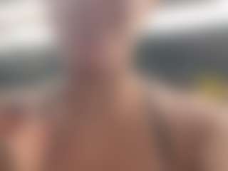 Sarah Peterson's Live Sex Cam Show