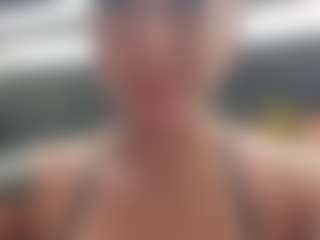 Sarah Peterson's Live Sex Cam Show