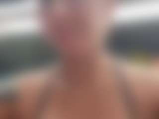 Live cam show with Sarah Peterson - Mobile on CamSodaAdn