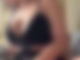 Sarah Peterson's Live Sex Cam Show