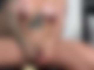 Sarah Peterson's Live Sex Cam Show