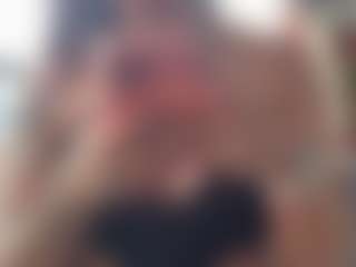 Sarah Peterson's Live Sex Cam Show