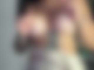 Sarah Peterson's Live Sex Cam Show