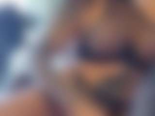 Live cam show with Sarah Peterson - Latina on Sex Cam Show | colombia