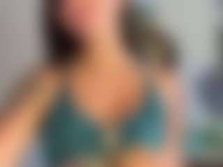 Live cam show with Sarah Peterson - Shaved Pussy on CSO-WL