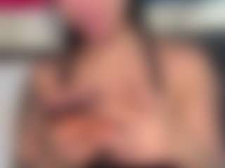 Sarah Peterson's Live Sex Cam Show