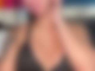 Sarah Peterson's Live Sex Cam Show