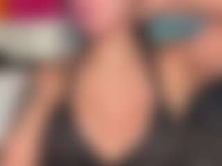 Sarah Peterson's Live Sex Cam Show