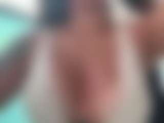 Live cam show with Sarah Peterson - Shaved Pussy on Ass Tok