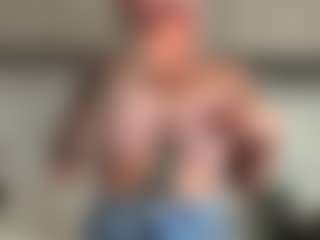 Sarah Peterson's Live Sex Cam Show