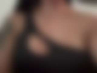 Live cam show with Sarah Peterson - Fetish Latina on Dare Cams | colombia
