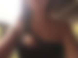Sarah Peterson's Live Sex Cam Show