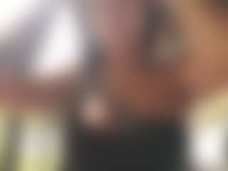 Live cam show with Sarah Peterson - Cum Brown Hair on CamClone