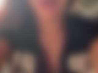Sarah Peterson's Live Sex Cam Show