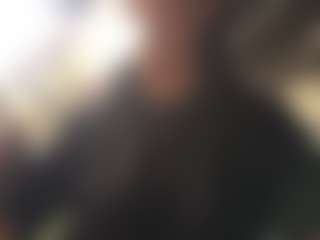 Live cam show with Sarah Peterson - Latina on xDating | colombia