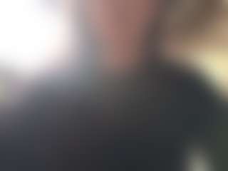Live cam show with Sarah Peterson - Big Tits on testsause.com