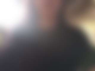 Live cam show with Sarah Peterson - Big Ass Big Tits on xDating