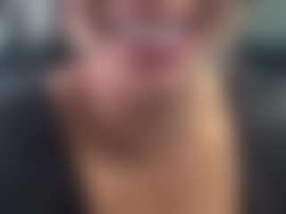 Live cam show with Sarah Peterson - Anal Latina on CamSextacy | colombia