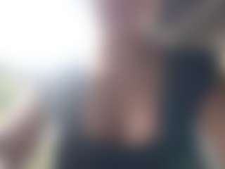 Sarah Peterson's Live Sex Cam Show