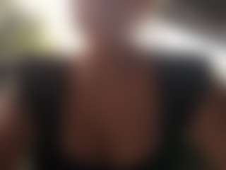Sarah Peterson's Live Sex Cam Show