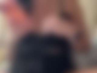 Sarah Peterson's Live Sex Cam Show