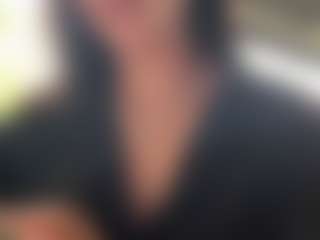 Live cam show with Sarah Peterson - Flirt Ebony on Dare Cams