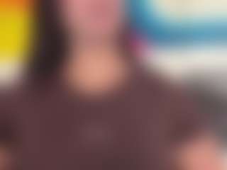 Live cam show with Sarah Peterson - Brown Hair on Cam Slut