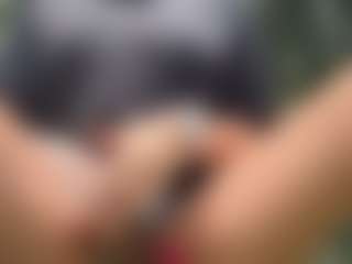 Sarah Peterson's Live Sex Cam Show