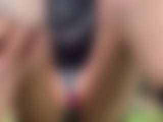 Sarah Peterson's Live Sex Cam Show