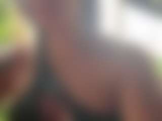 Live cam show with Sarah Peterson - Latina on Camversity | colombia