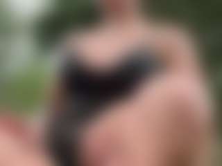 Sarah Peterson's Live Sex Cam Show