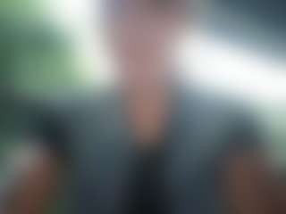 Live cam show with Sarah Peterson - Strip Brown Hair on Dare Cams