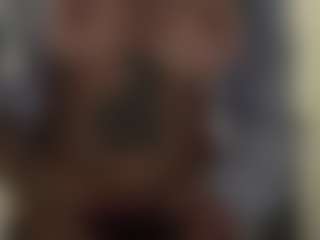 Sarah Peterson's Live Sex Cam Show