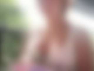 Sarah Peterson's Live Sex Cam Show