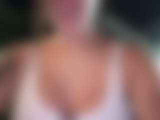 Sarah Peterson's Live Sex Cam Show