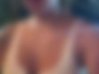 Sarah Peterson's Live Sex Cam Show