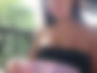 Sarah Peterson's Live Sex Cam Show