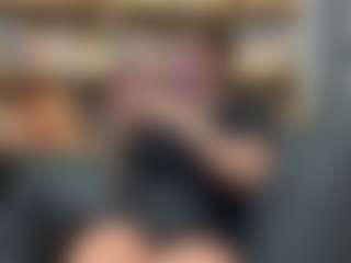Sarah Peterson's Live Sex Cam Show