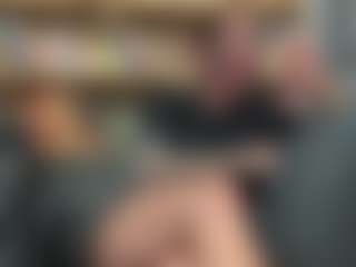 Sarah Peterson's Live Sex Cam Show