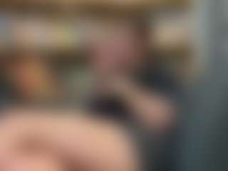 Sarah Peterson's Live Sex Cam Show