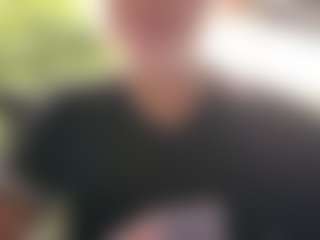 Sarah Peterson's Live Sex Cam Show